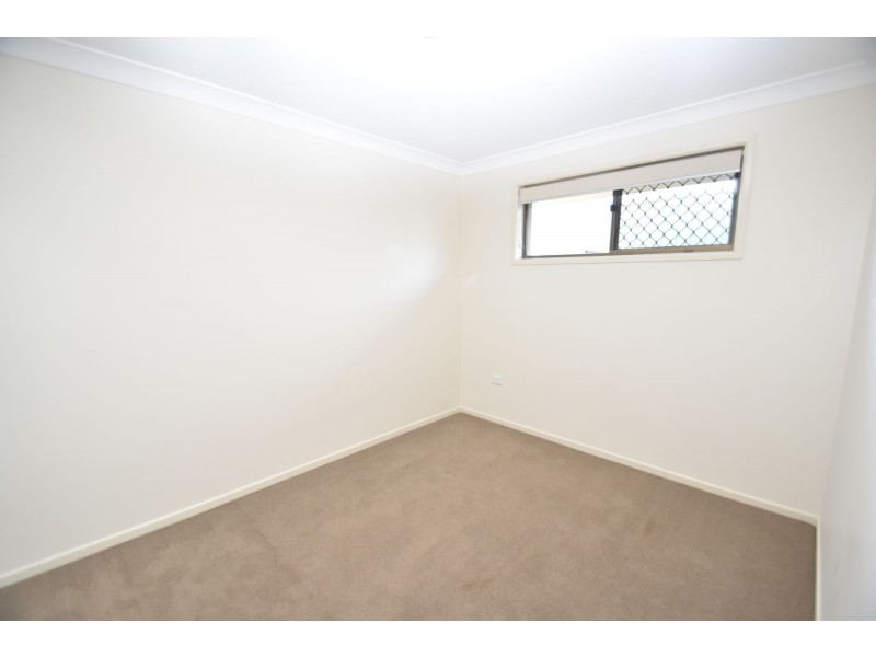 2/39 Gipps  Street, Drayton QLD 4350