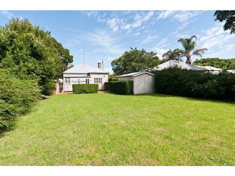 74 Mary St, East Toowoomba QLD 4350