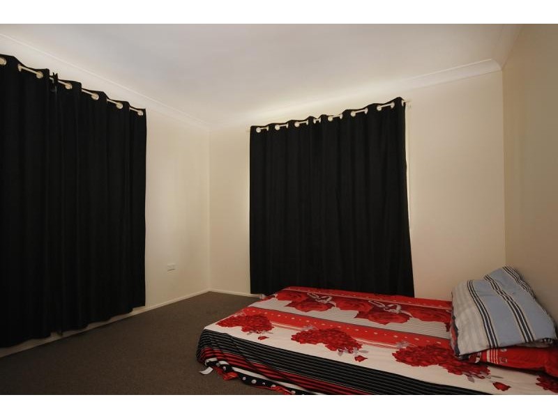 15 Aruma Street, Wilsonton QLD 4350