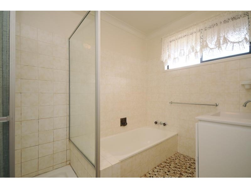 15 Aruma Street, Wilsonton QLD 4350