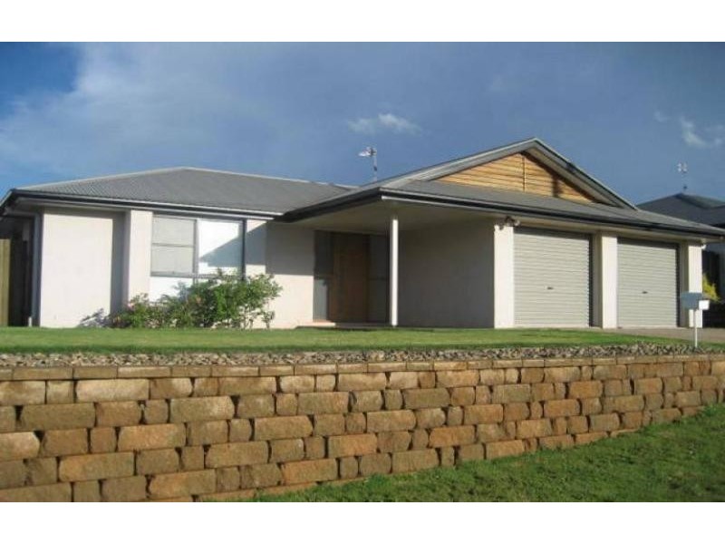 158 Tor Street, Rockville QLD 4350