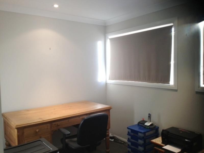 2/2A Garde St, Centenary Heights QLD 4350