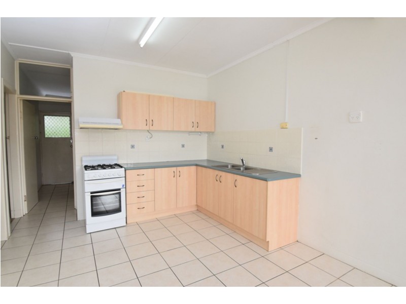 4/122a Russell  Street, Toowoomba City QLD 4350