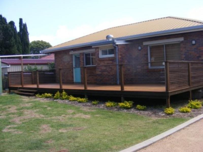 54 Flinders Street, Centenary Heights QLD 4350