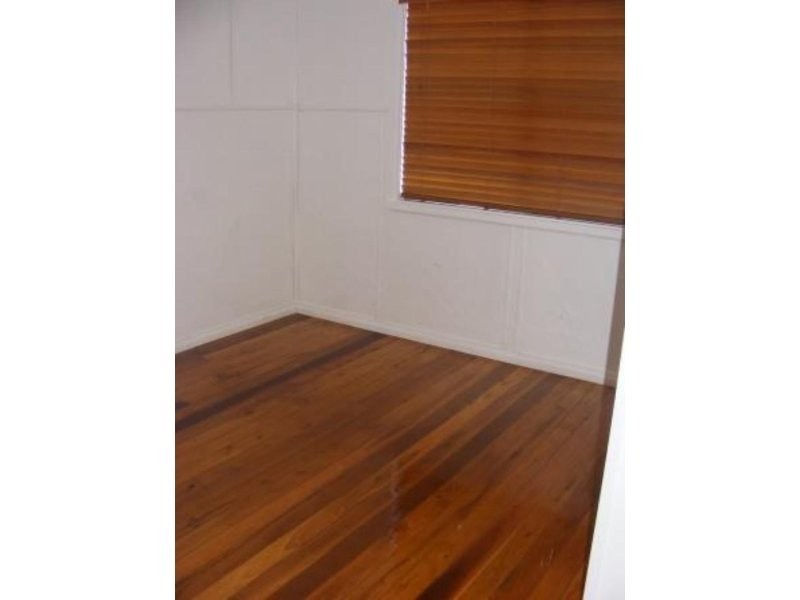 54 Flinders Street, Centenary Heights QLD 4350