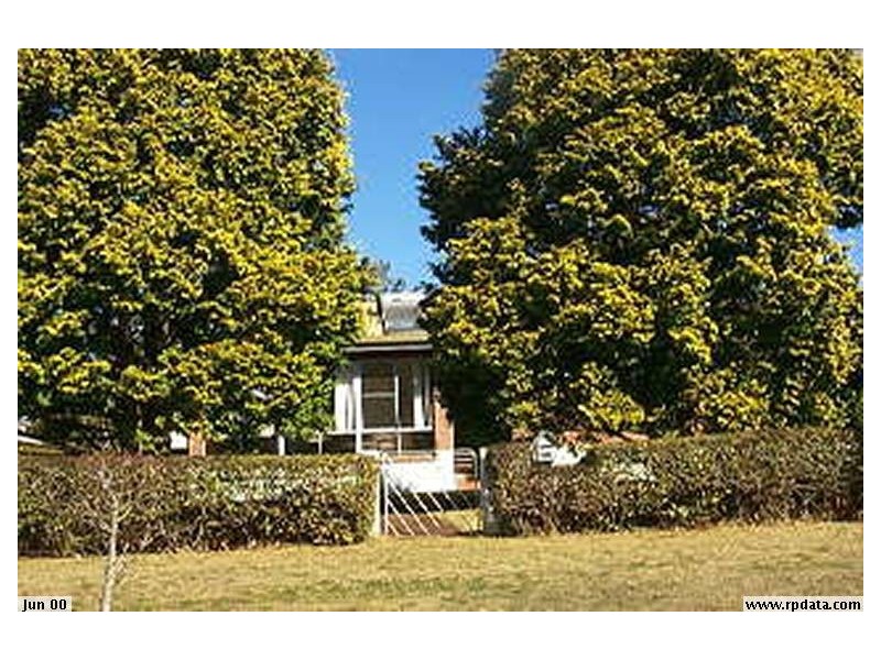 54 Flinders Street, Centenary Heights QLD 4350