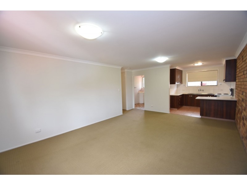 2/39 Crotty Street, Centenary Heights QLD 4350
