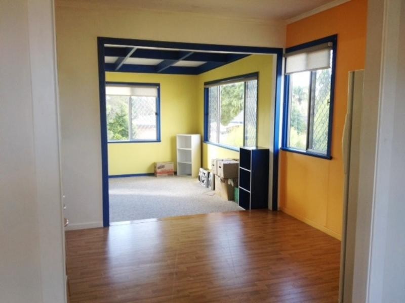 11 McNamara St, Centenary Heights QLD 4350