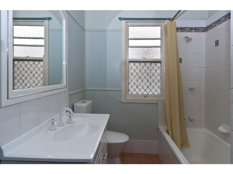 297B Hume St, South Toowoomba QLD 4350