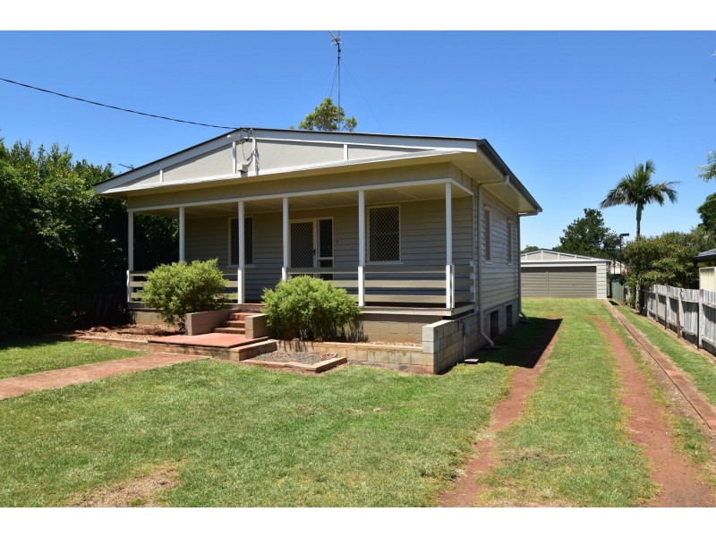 22 Cavell Street, East Toowoomba QLD 4350