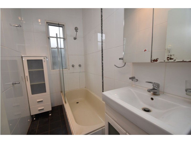 82 Long Street, Rangeville QLD 4350