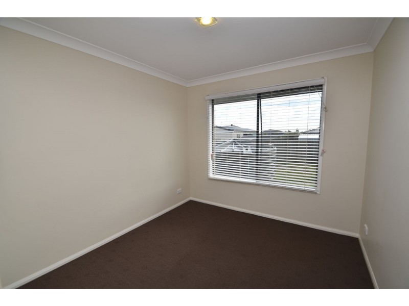 9 Clive Street, Oakey QLD 4401