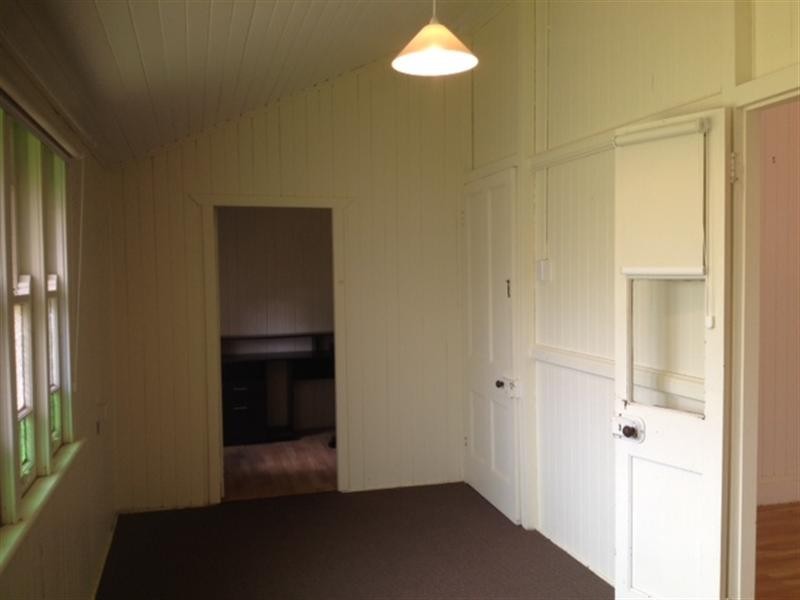 236 South St, South Toowoomba QLD 4350