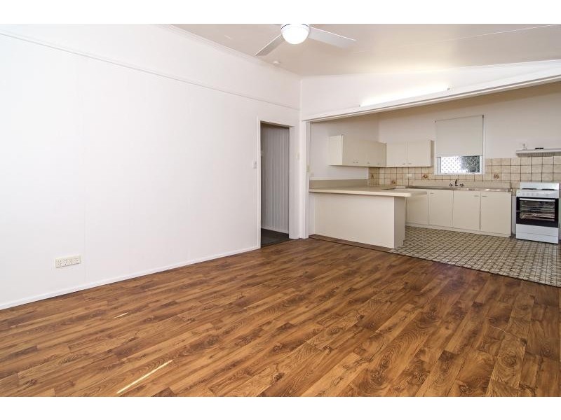 45 Anzac Ave, Newtown QLD 4350