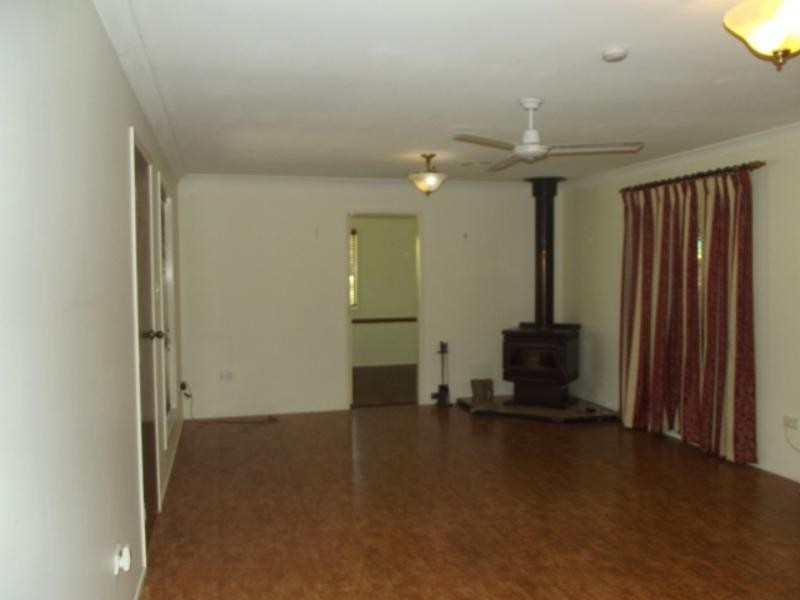 5 Station St, Wyreema QLD 4352