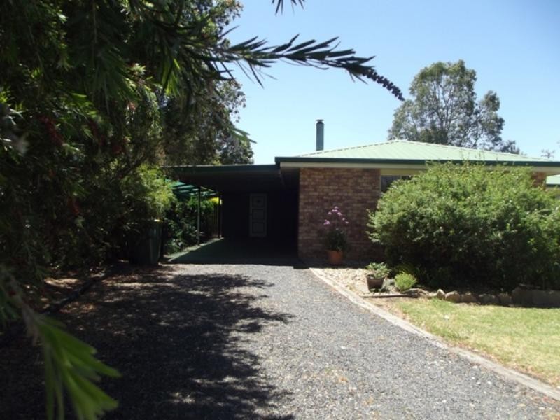 5 Station St, Wyreema QLD 4352