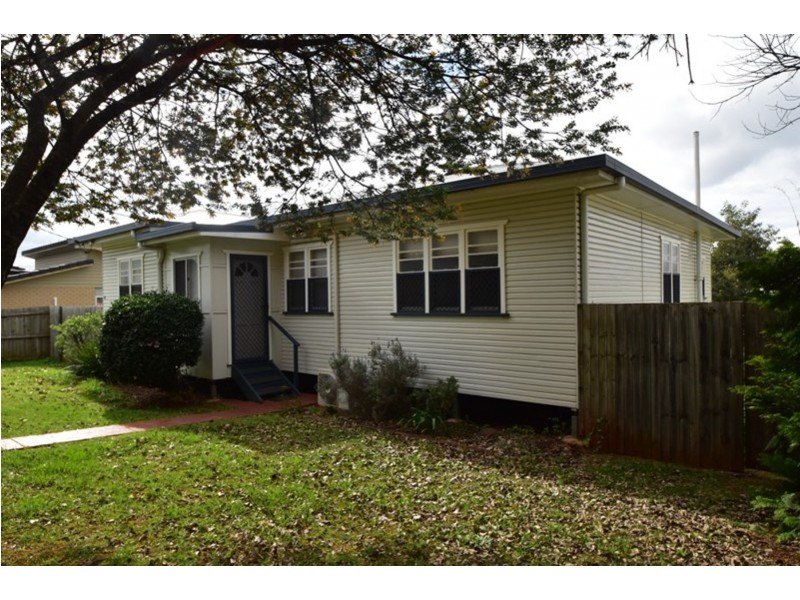 4 Short Street, South Toowoomba QLD 4350