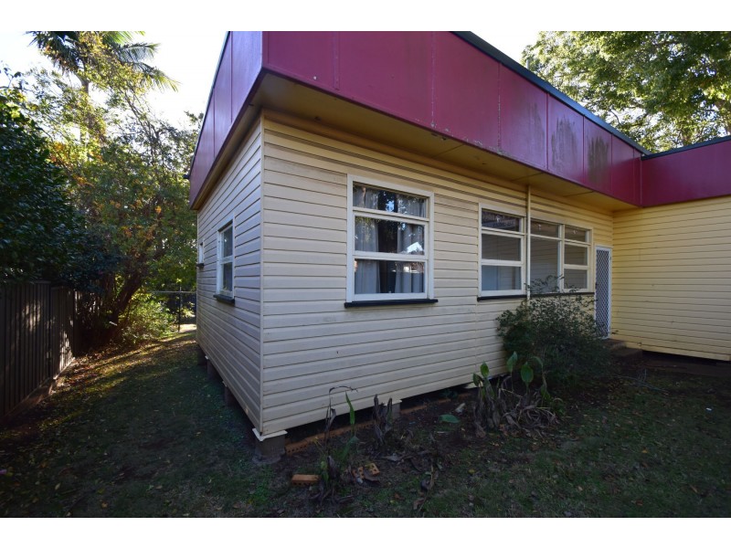 261 Hume Street, South Toowoomba QLD 4350