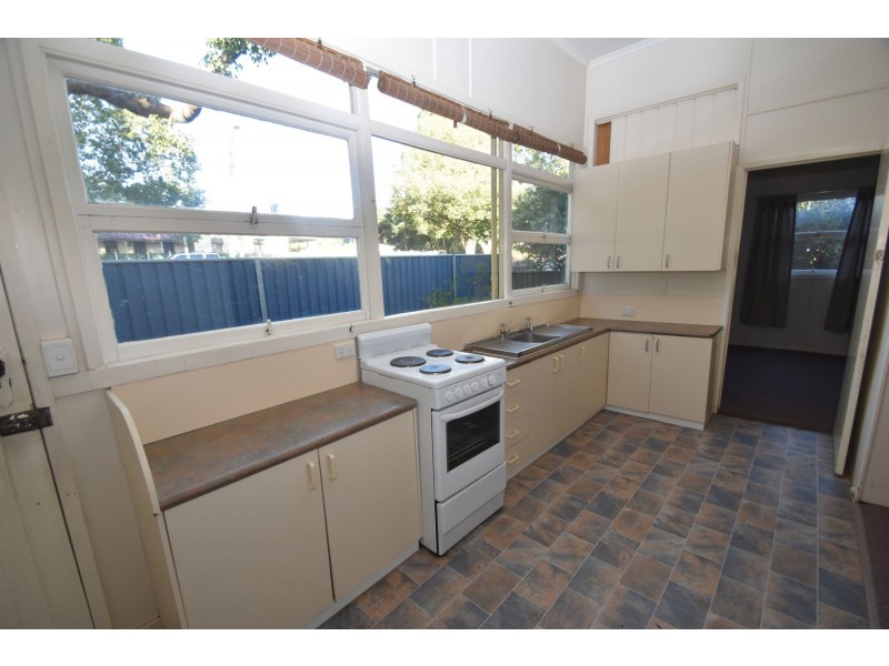 261 Hume Street, South Toowoomba QLD 4350