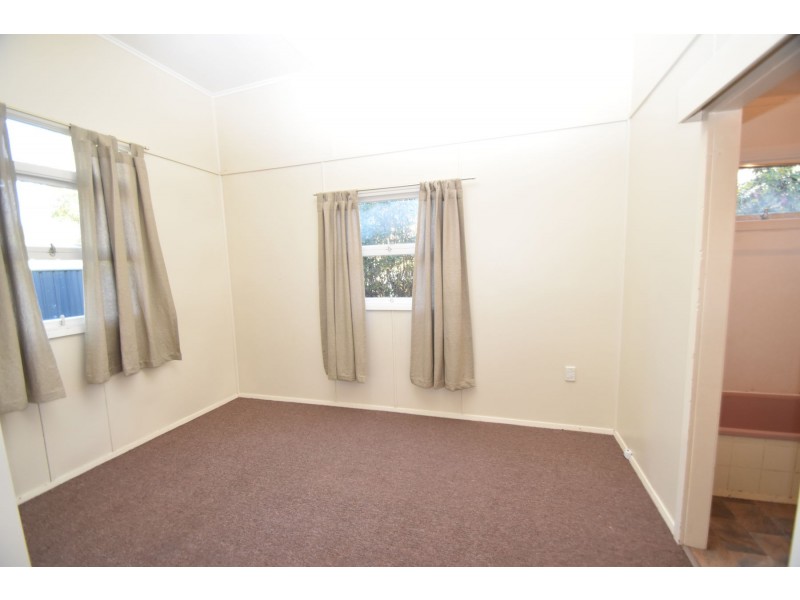 261 Hume Street, South Toowoomba QLD 4350