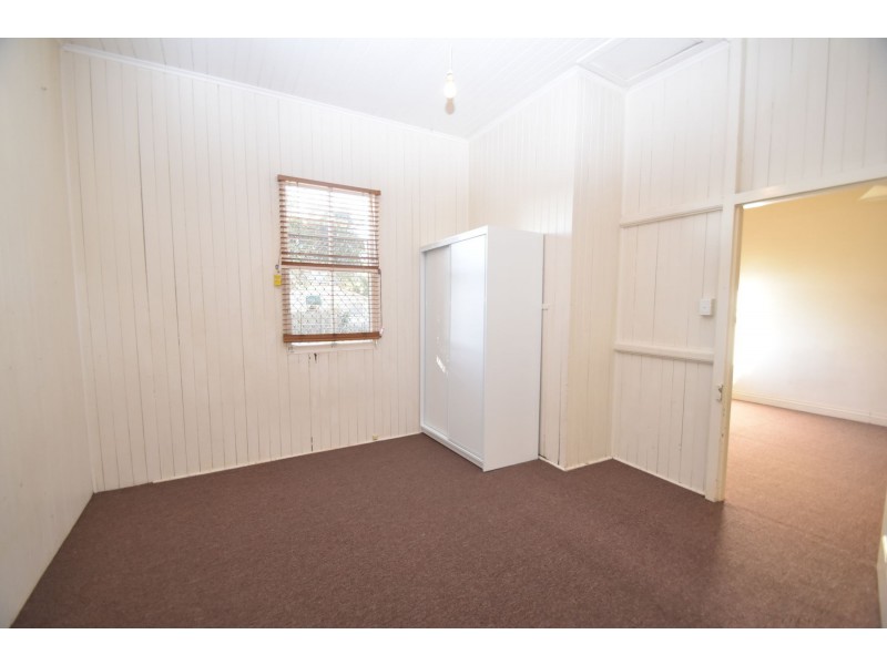 261 Hume Street, South Toowoomba QLD 4350