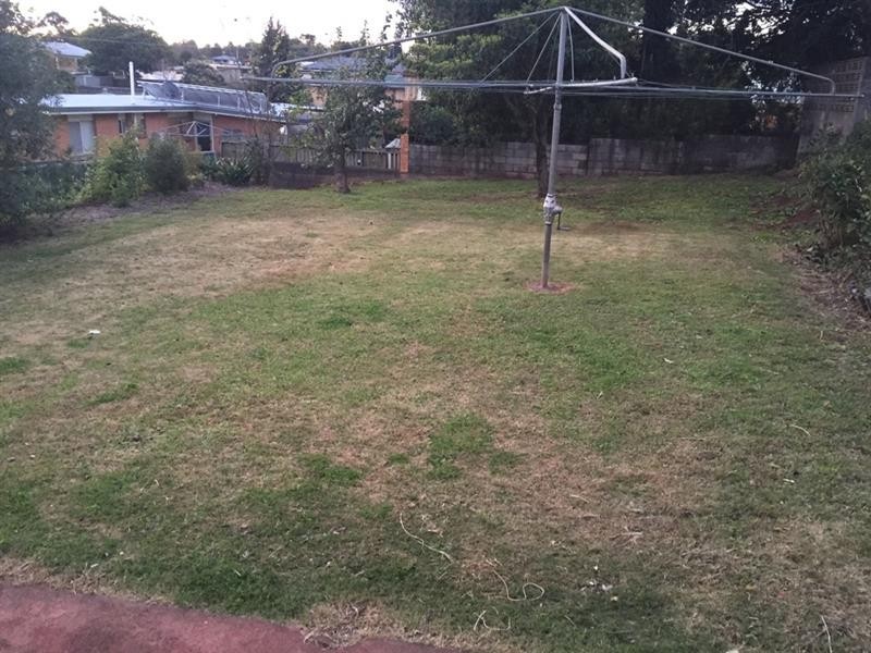 77 North St, North Toowoomba QLD 4350