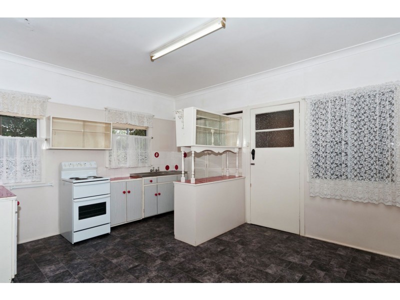 8 Ramsay St, South Toowoomba QLD 4350