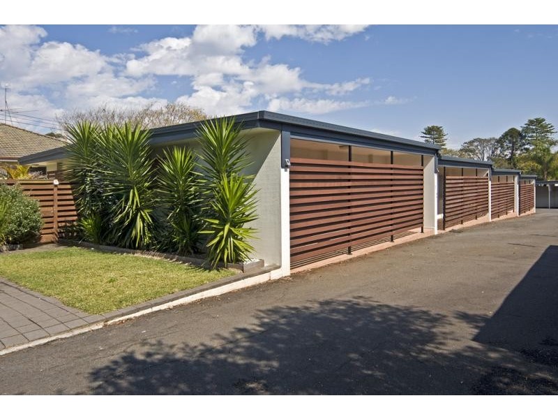 4/267A Geddes St, Centenary Heights QLD 4350