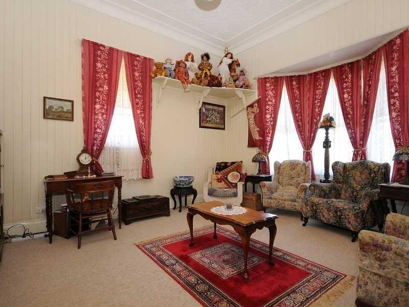 105 Jellicoe St, North Toowoomba QLD 4350