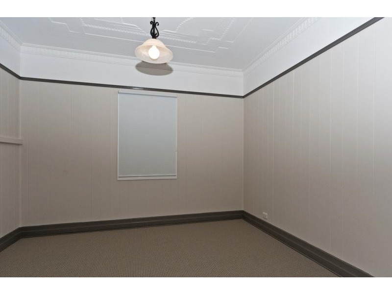 9 Kirk Street, Toowoomba City QLD 4350