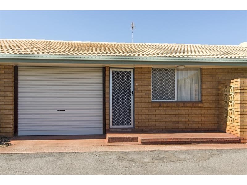 4/6 Phillip St, East Toowoomba QLD 4350