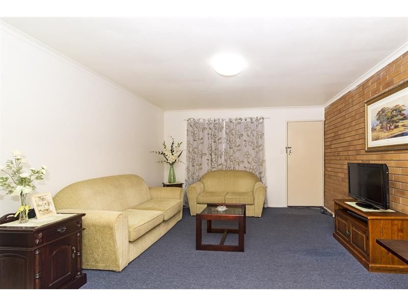 4/6 Phillip St, East Toowoomba QLD 4350