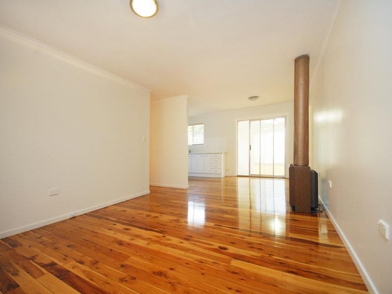 6 Diosma St, Centenary Heights QLD 4350