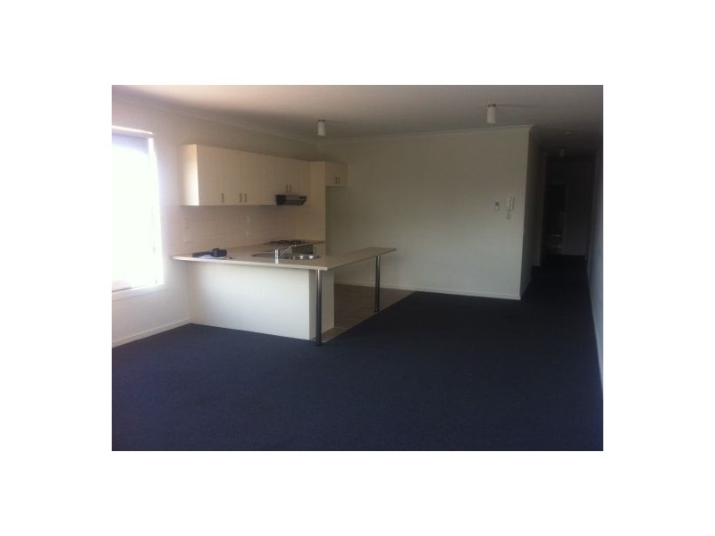 34/9 Petrea Place, Melton VIC 3337