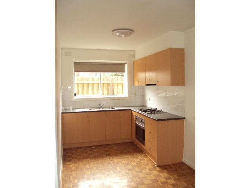 4/5 Gordon Street, Footscray VIC 3011