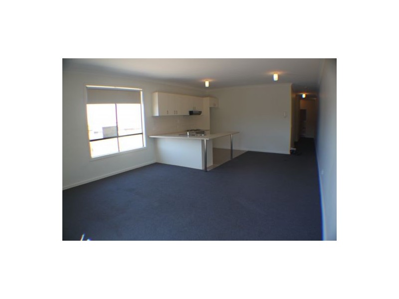 34/9 Petrea Court, Melton West VIC 3337