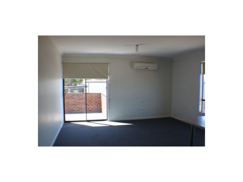 34/9 Petrea Court, Melton West VIC 3337