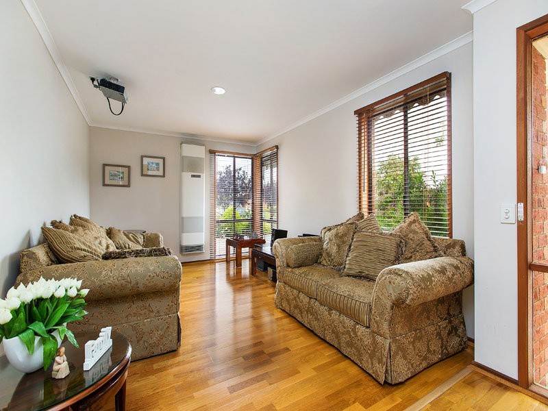 15 Fernlea Avenue, Rowville VIC 3178