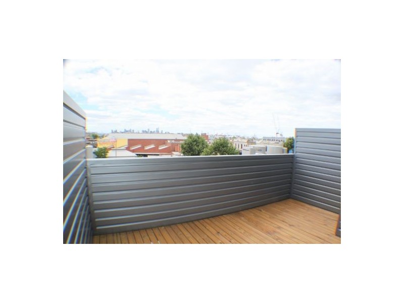 4 Greenham Place, Footscray VIC 3011