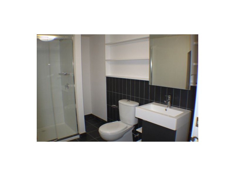 4 Greenham Place, Footscray VIC 3011