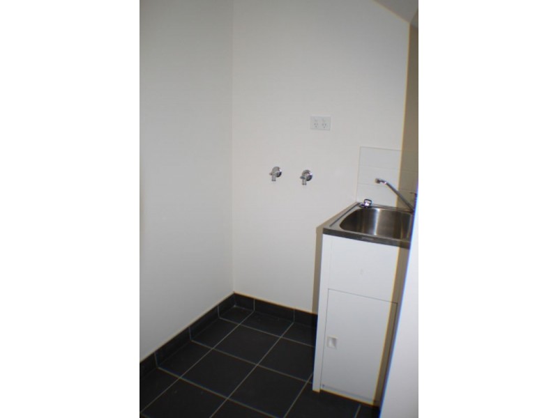 4 Greenham Place, Footscray VIC 3011