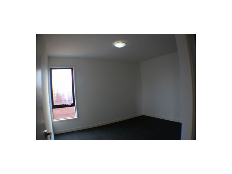 4 Greenham Place, Footscray VIC 3011