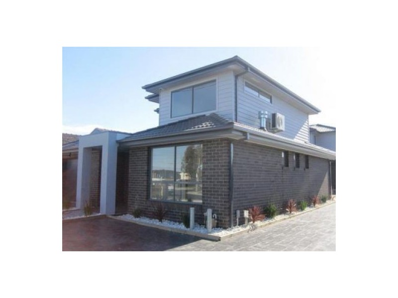 1/160 Biggs Street, St Albans VIC 3021