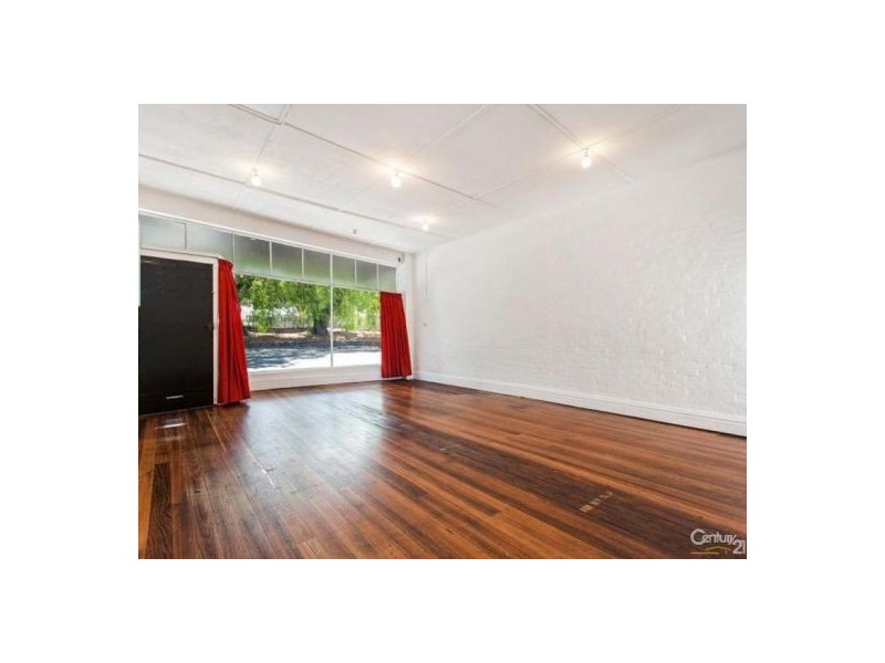 36 Hall Street, Newport VIC 3015