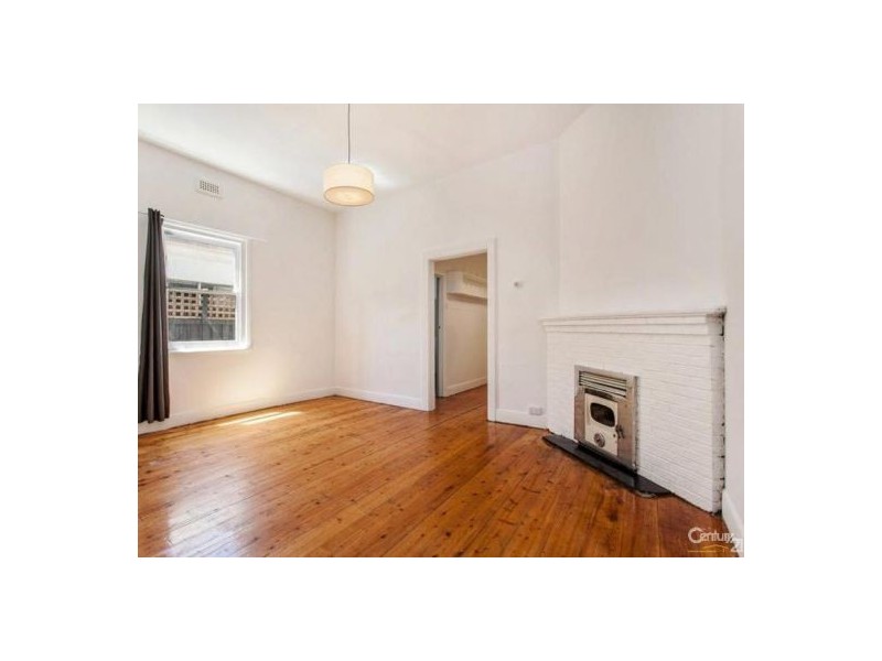 36 Hall Street, Newport VIC 3015