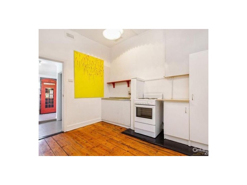 36 Hall Street, Newport VIC 3015