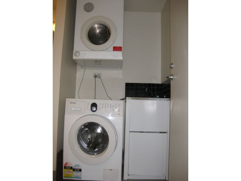 911/87 Franklin Street, Melbourne VIC 3000