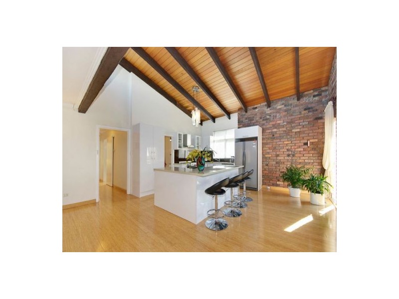 235 Mascoma Street, Strathmore VIC 3041