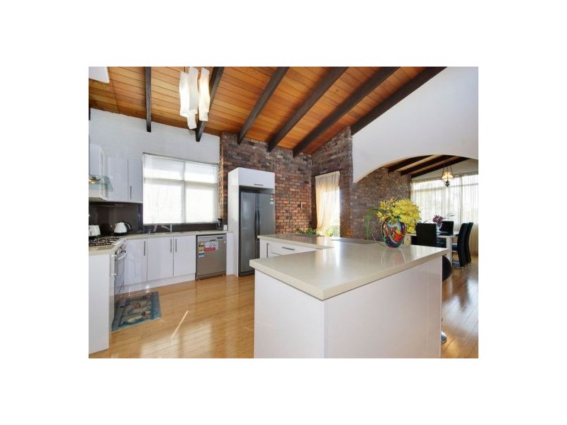 235 Mascoma Street, Strathmore VIC 3041