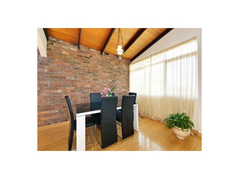 235 Mascoma Street, Strathmore VIC 3041